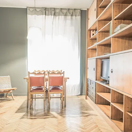 Margreth Apartment